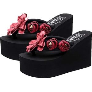 Women’s floral platform sandals